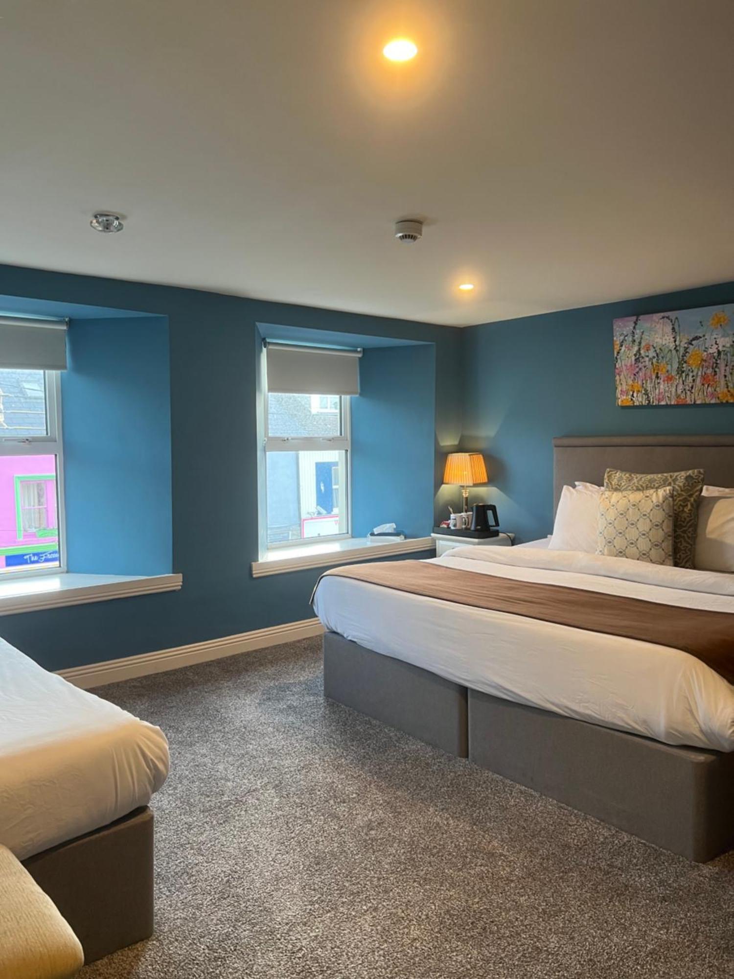 Bed and Breakfast The Townhouse à Milltown Malbay Extérieur photo