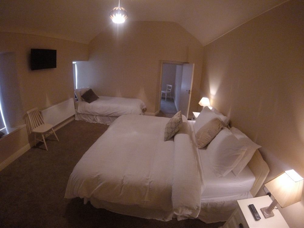 Bed and Breakfast The Townhouse à Milltown Malbay Extérieur photo